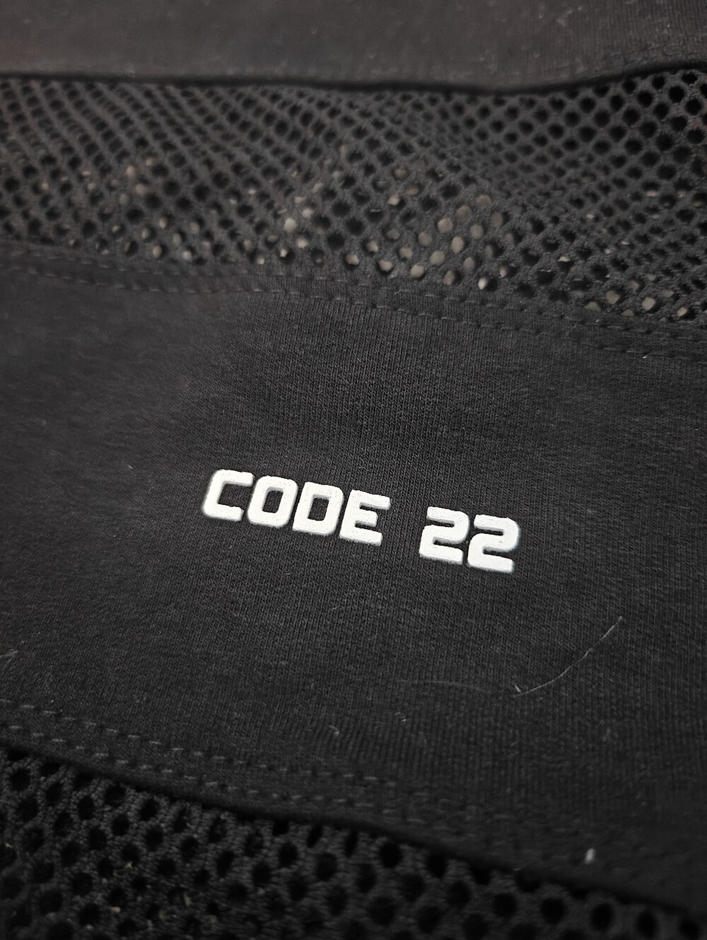 Code 22 Mesh Panelled Tee S - Picture 2 of 4